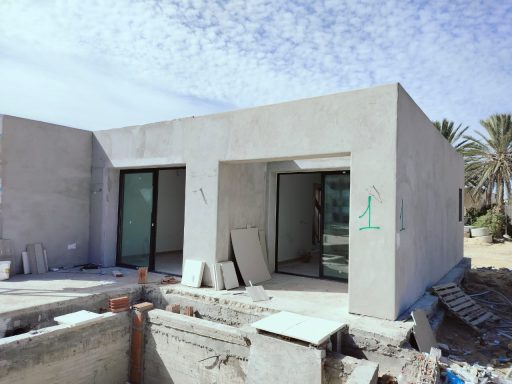 COMPLEXE DE VILLAS EN STRUCTURE METALLIQUE STRUCTURE METALLIQUE D UN COMPLEXE DE VILLAS. Structure en acier galvanisé